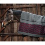 Kentucky fliistekk HEAVY FLEECE RUG SQUARE FISHBONE